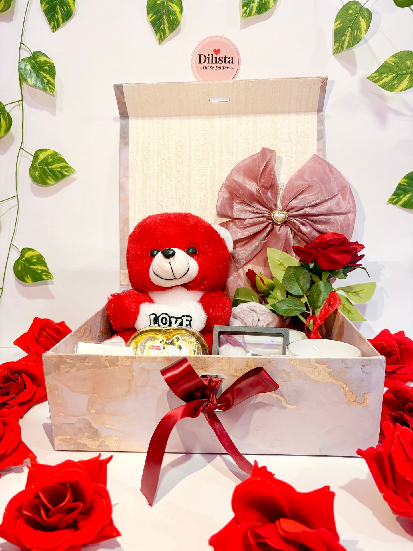 Premium Love Proposal Hamper for Her – 10 Romantic Gifts with Heartfelt Notes