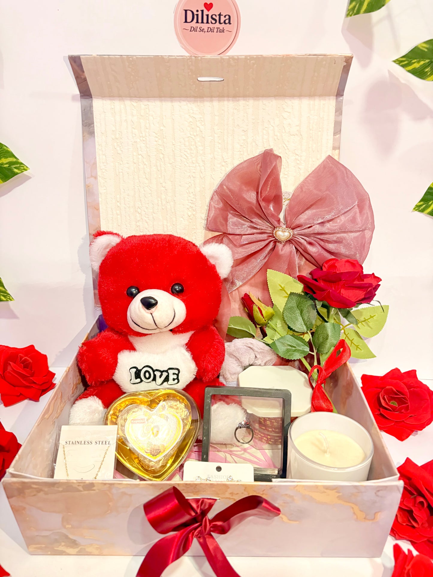 Premium Love Proposal Hamper for Her – 10 Romantic Gifts with Heartfelt Notes