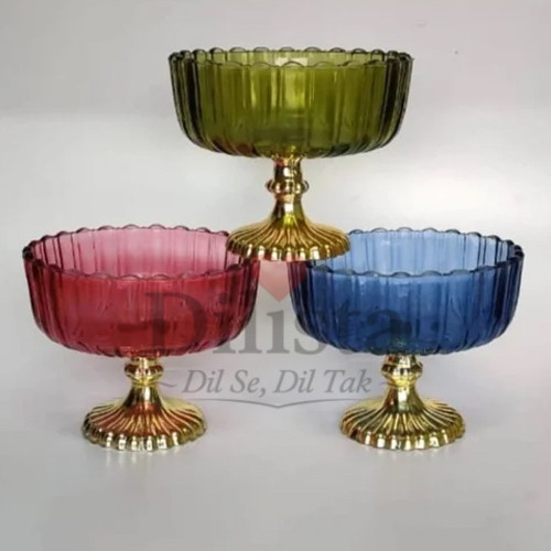 Glass-bowl-with-stand